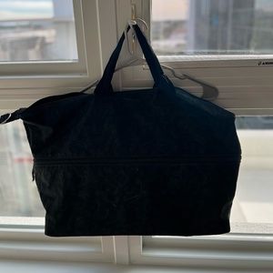 Thirty-One Expand Black Bag